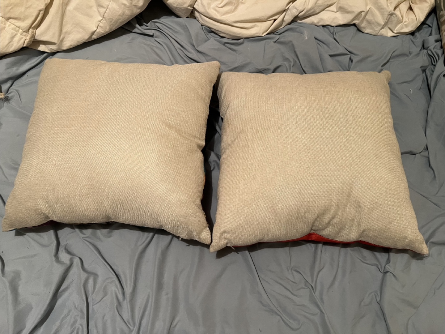 Two decorative throw pillows: Jimi Hendrix & David Bowie - photo 2