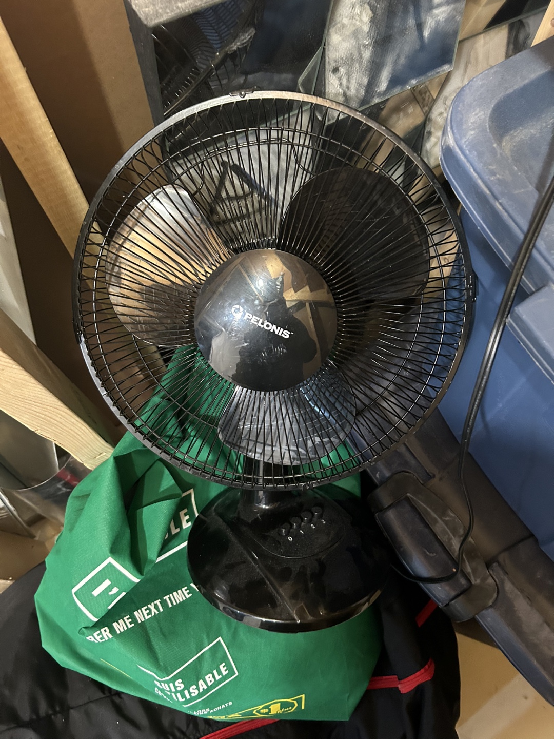 Pelonis Oscillating Desk Fan