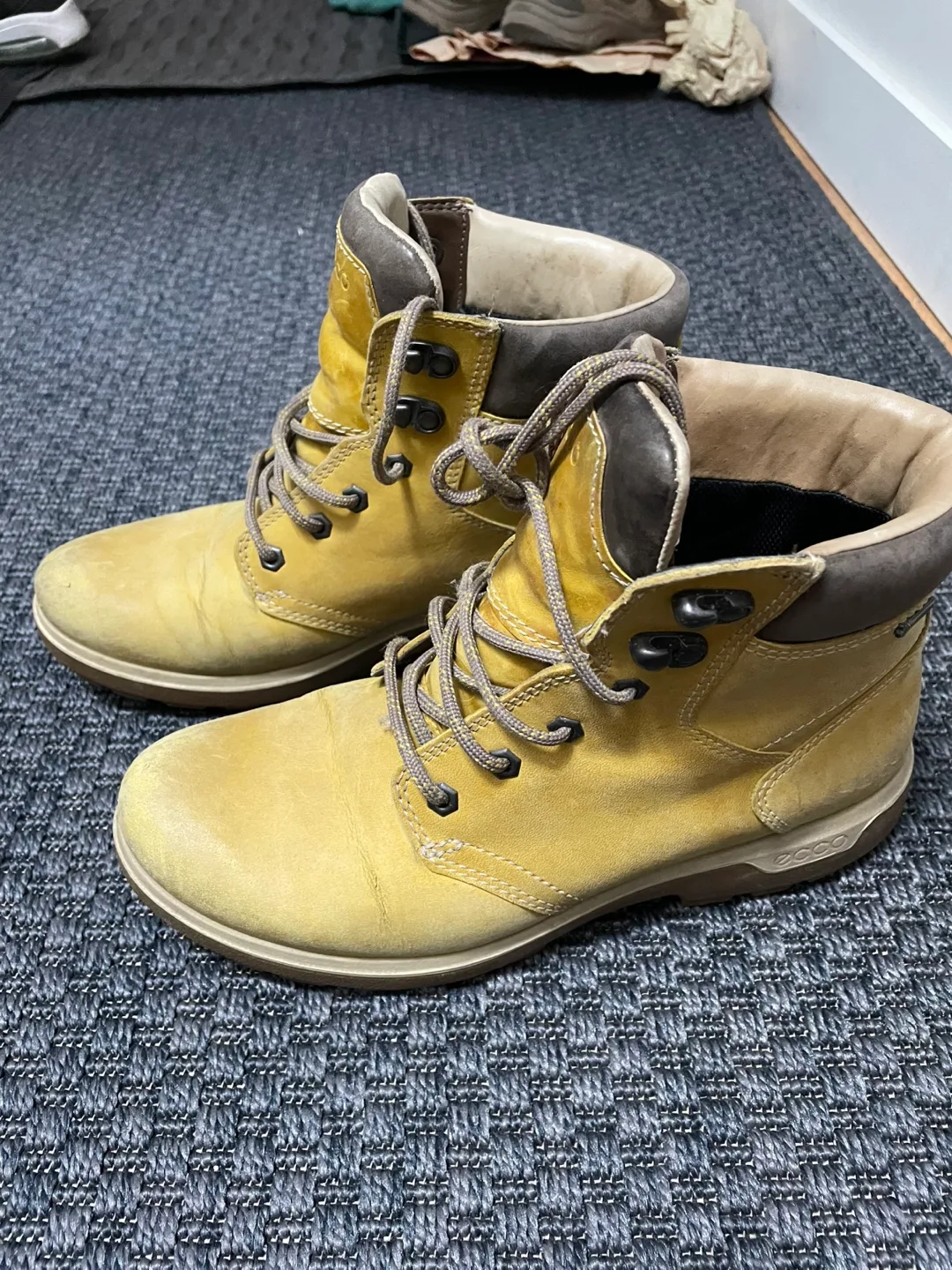 ECCO Women's Yellow Leather Boots thumbnail