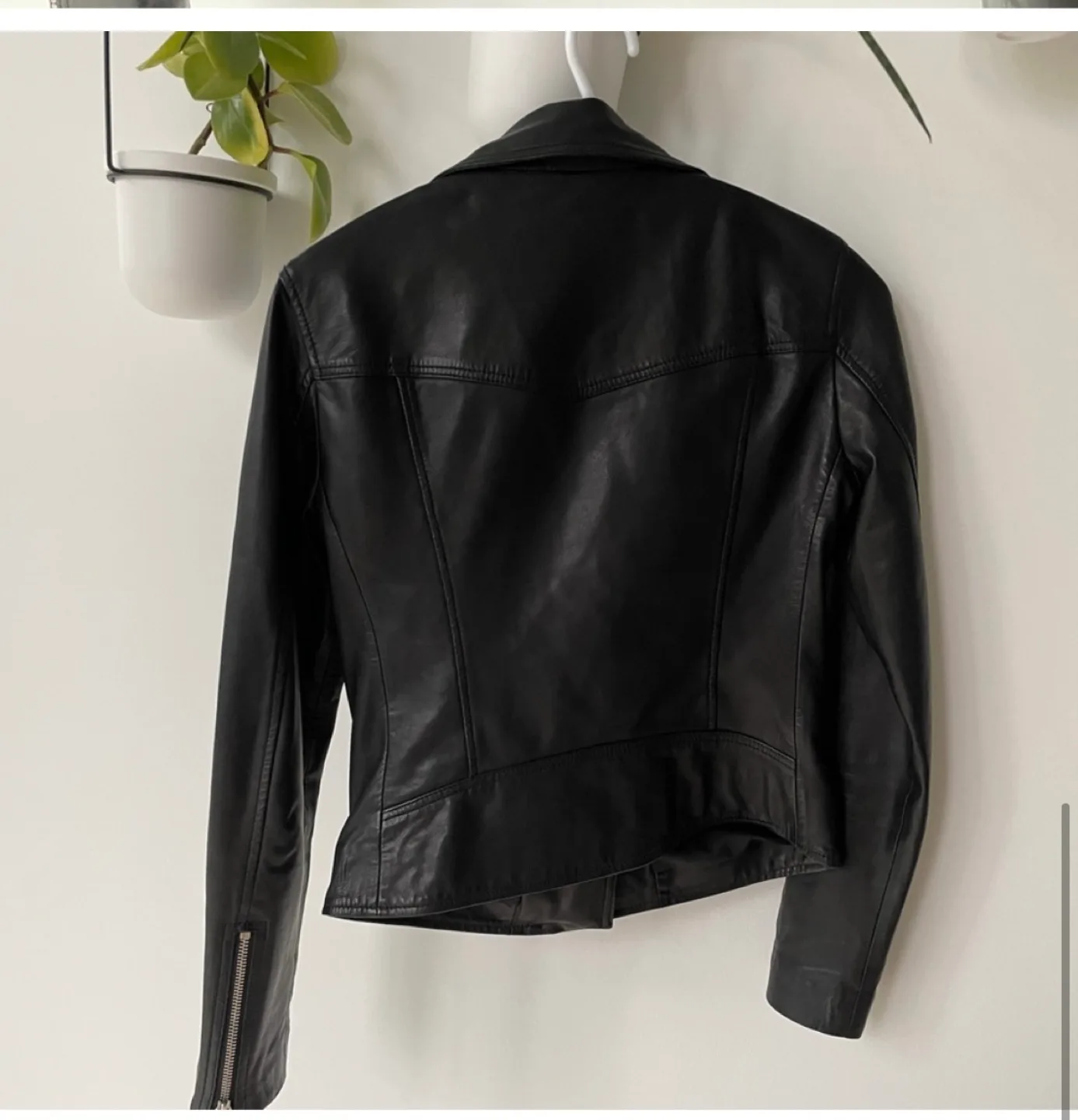 AllSaints Black Leather Moto Jacket us 2 image indicator(6)
