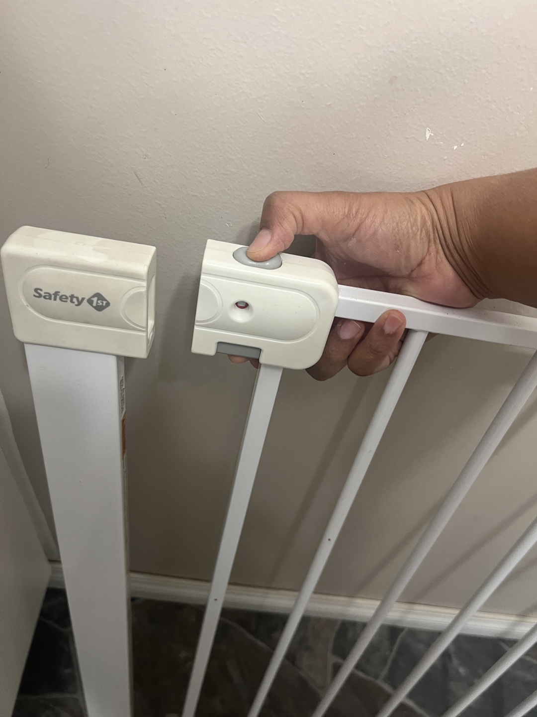 Safety 1st Baby Gate