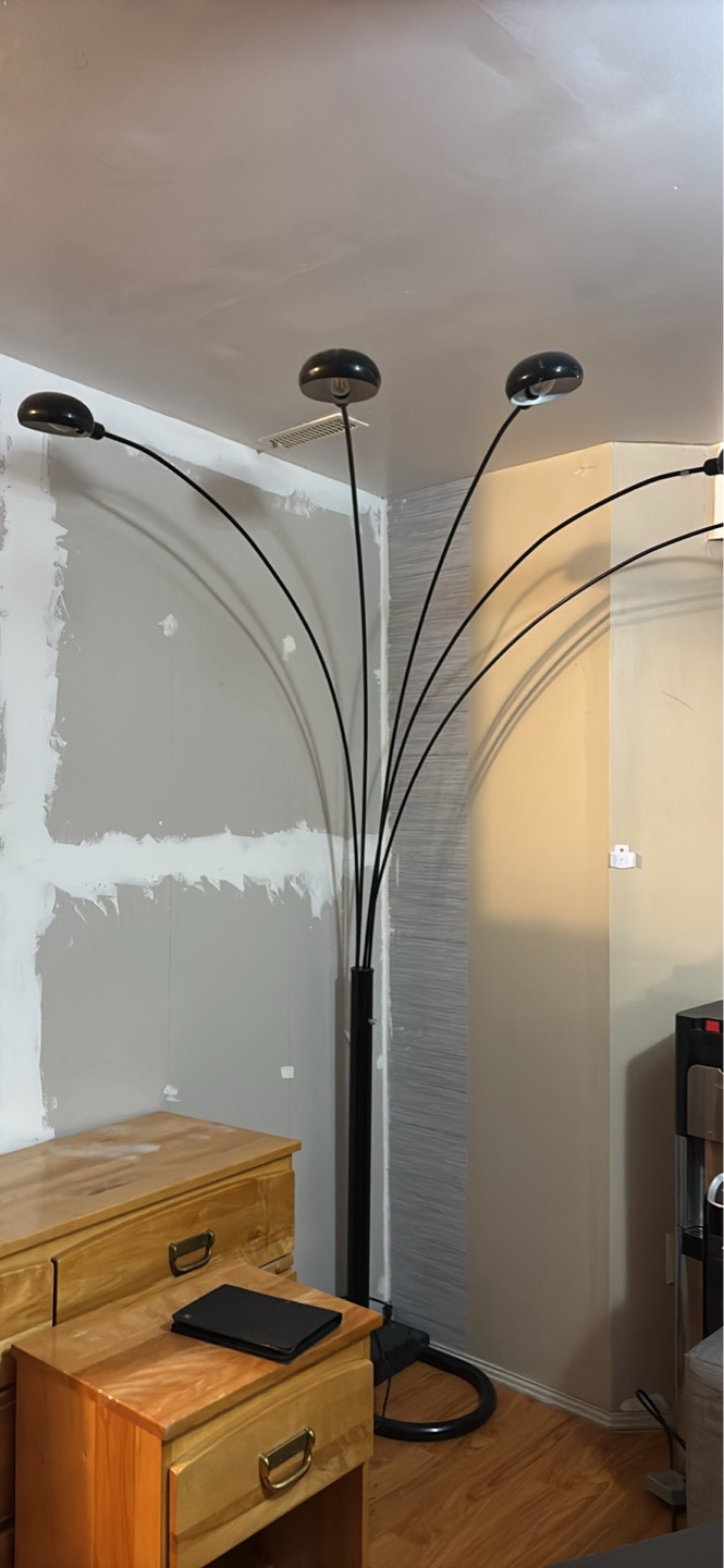 5 adjustable lighting floor