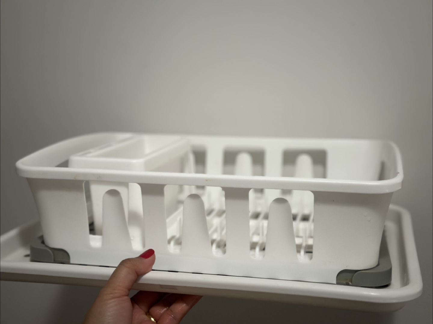White Plastic Dish Drying Rack - photo 2