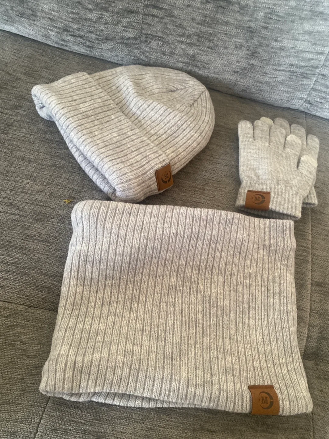 Grey Winter Hat, Glove, and Scarf Set image indicator(3)