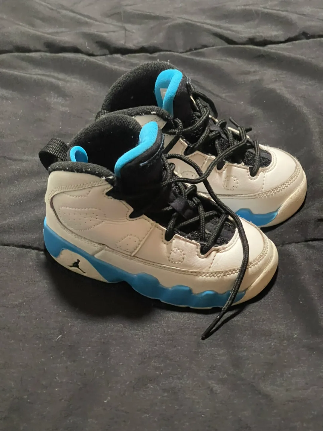 Air Jordan 9 Retro (TD) Size 7C image indicator(2)