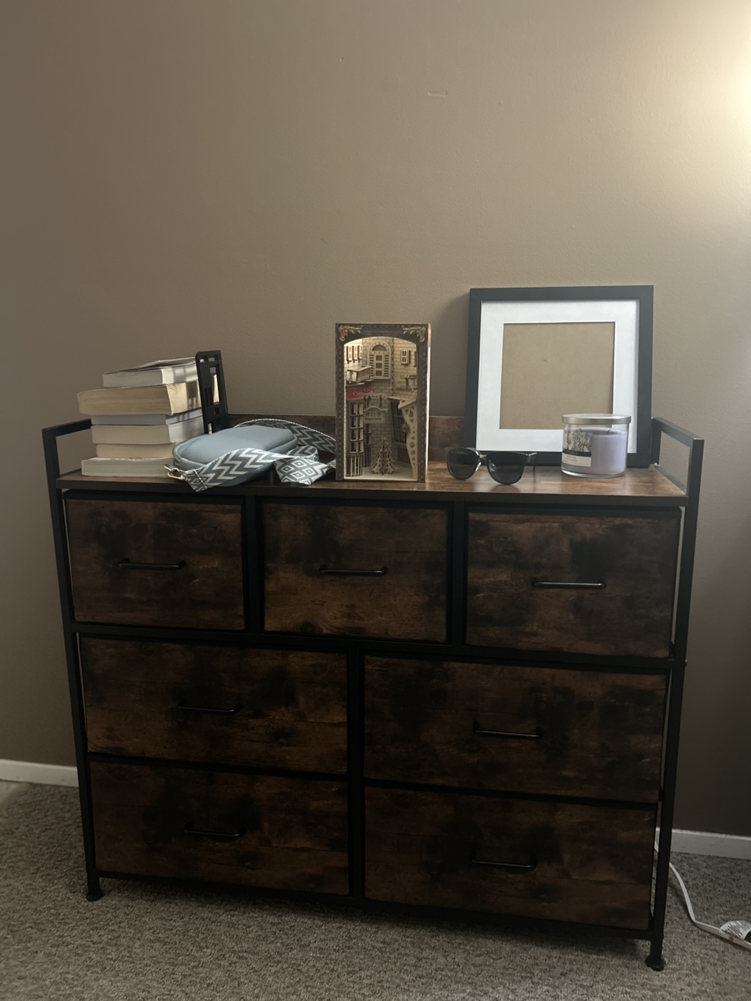 Dresser - photo 2