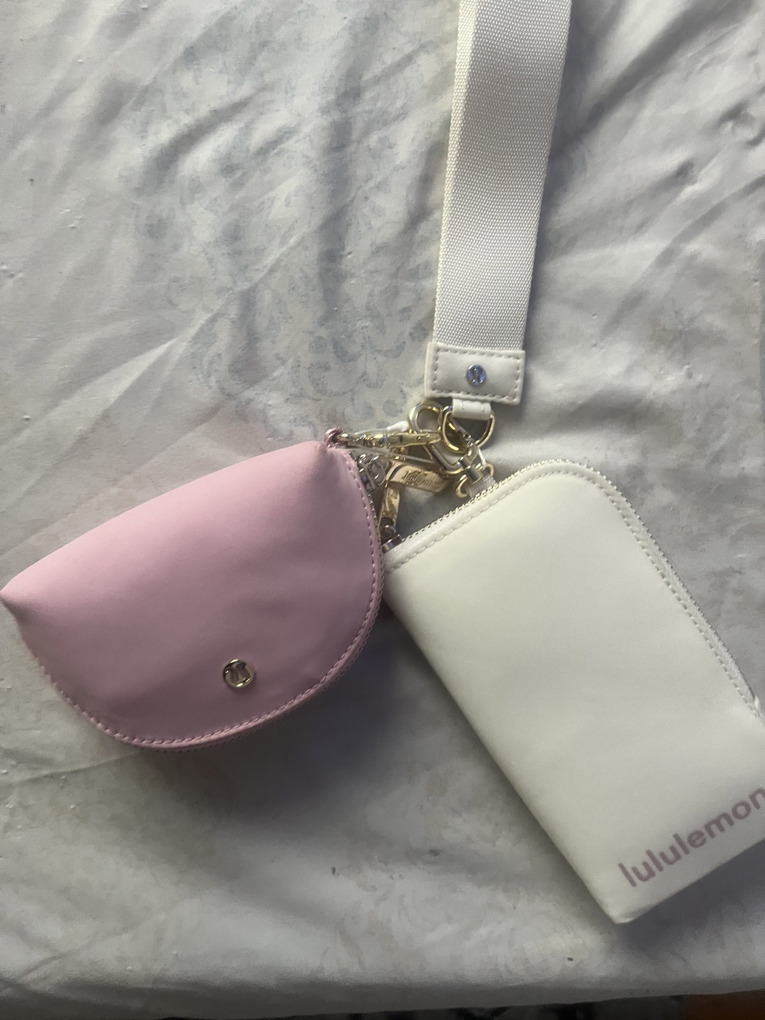 Lululemon pouch wristlet - photo 2