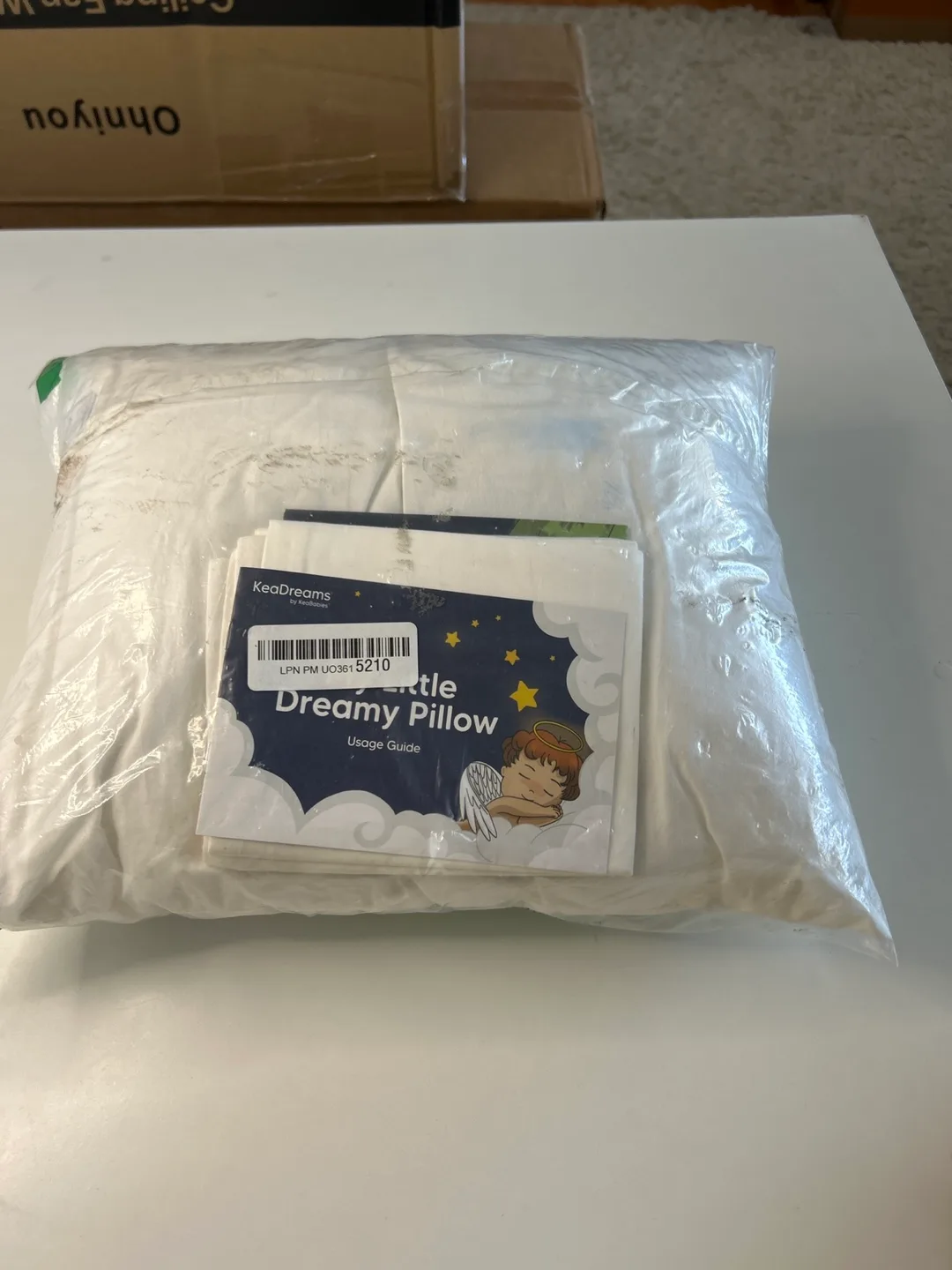 KeaDreams Little Dreamy Pillow - Brand New thumbnail