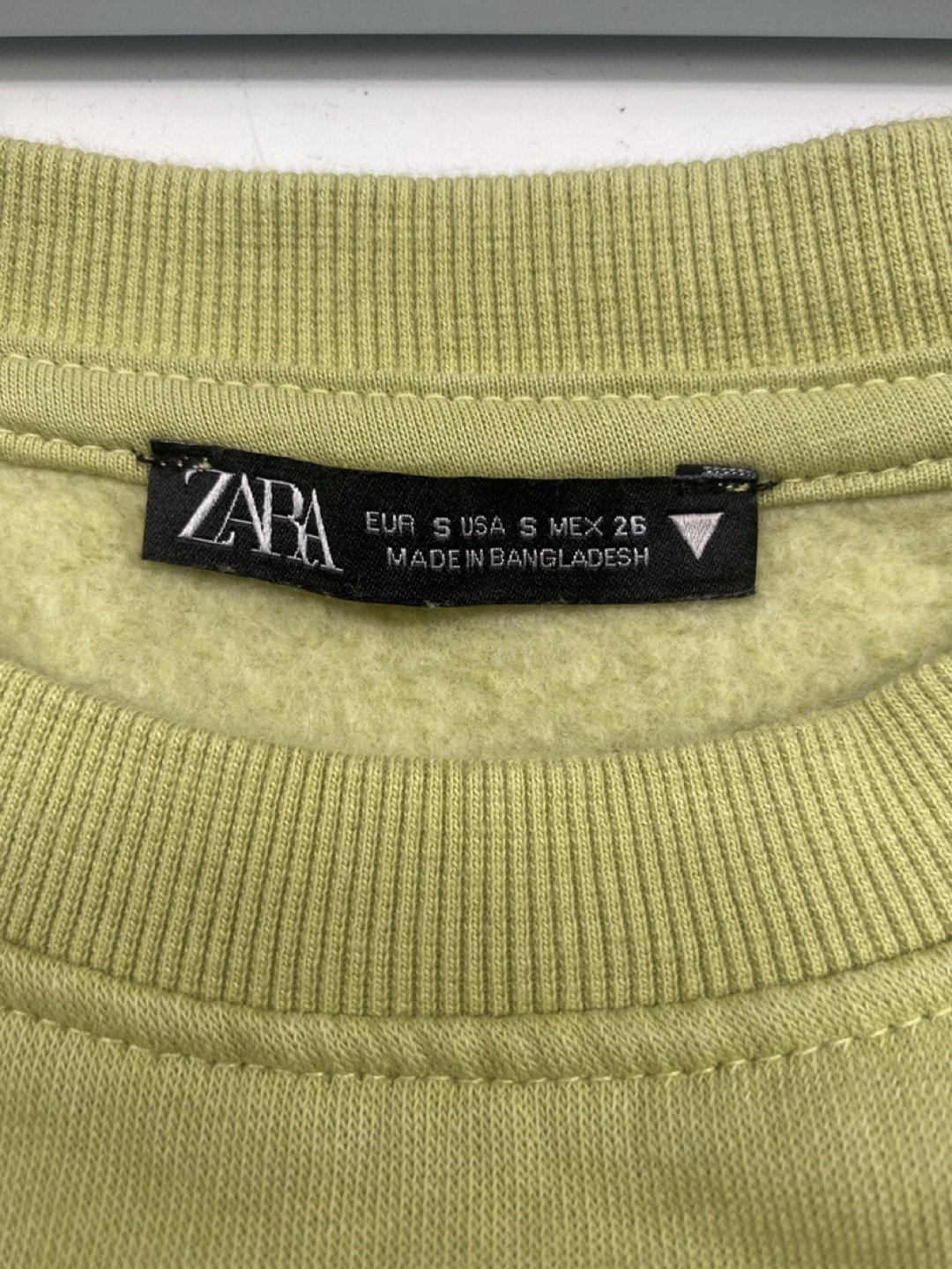 ZARA Lime Green Crewneck Sweatshirt Size Small - photo 3