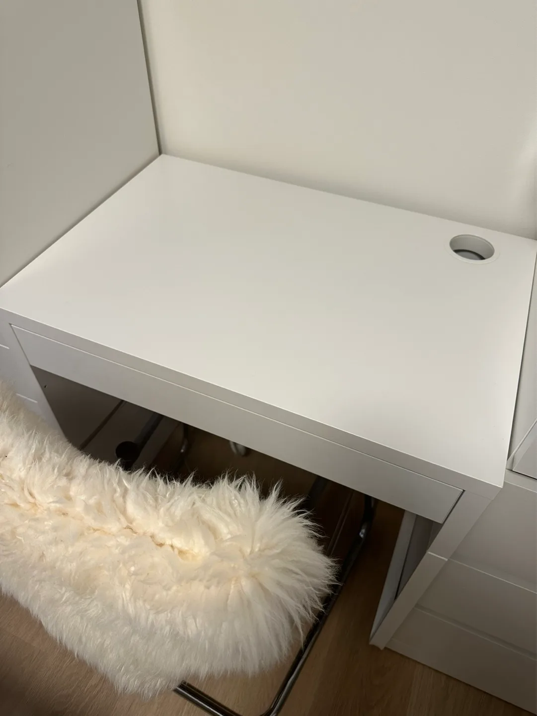 White IKEA Micke Desk with Drawer thumbnail