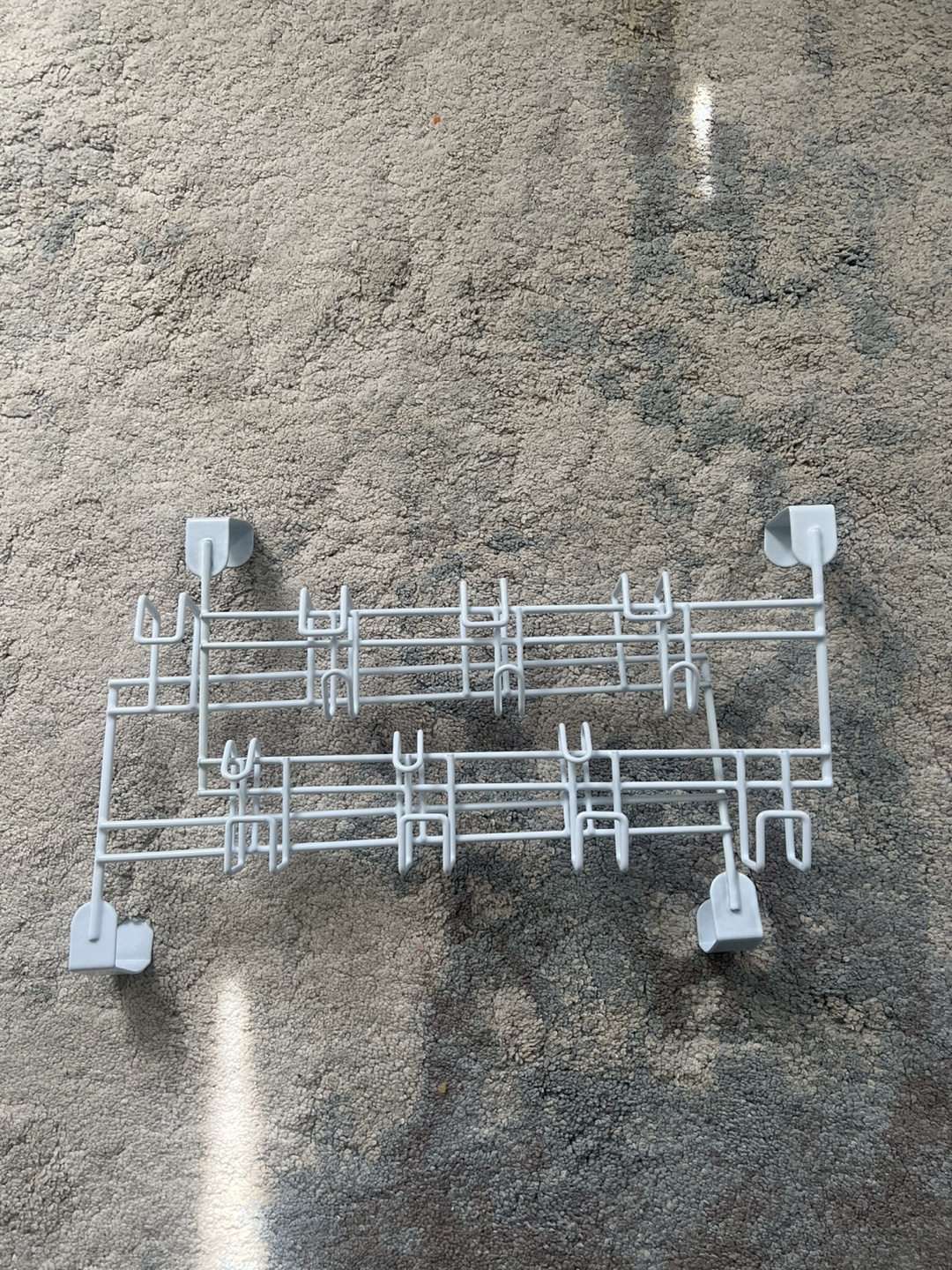 White Metal Organizer Rack