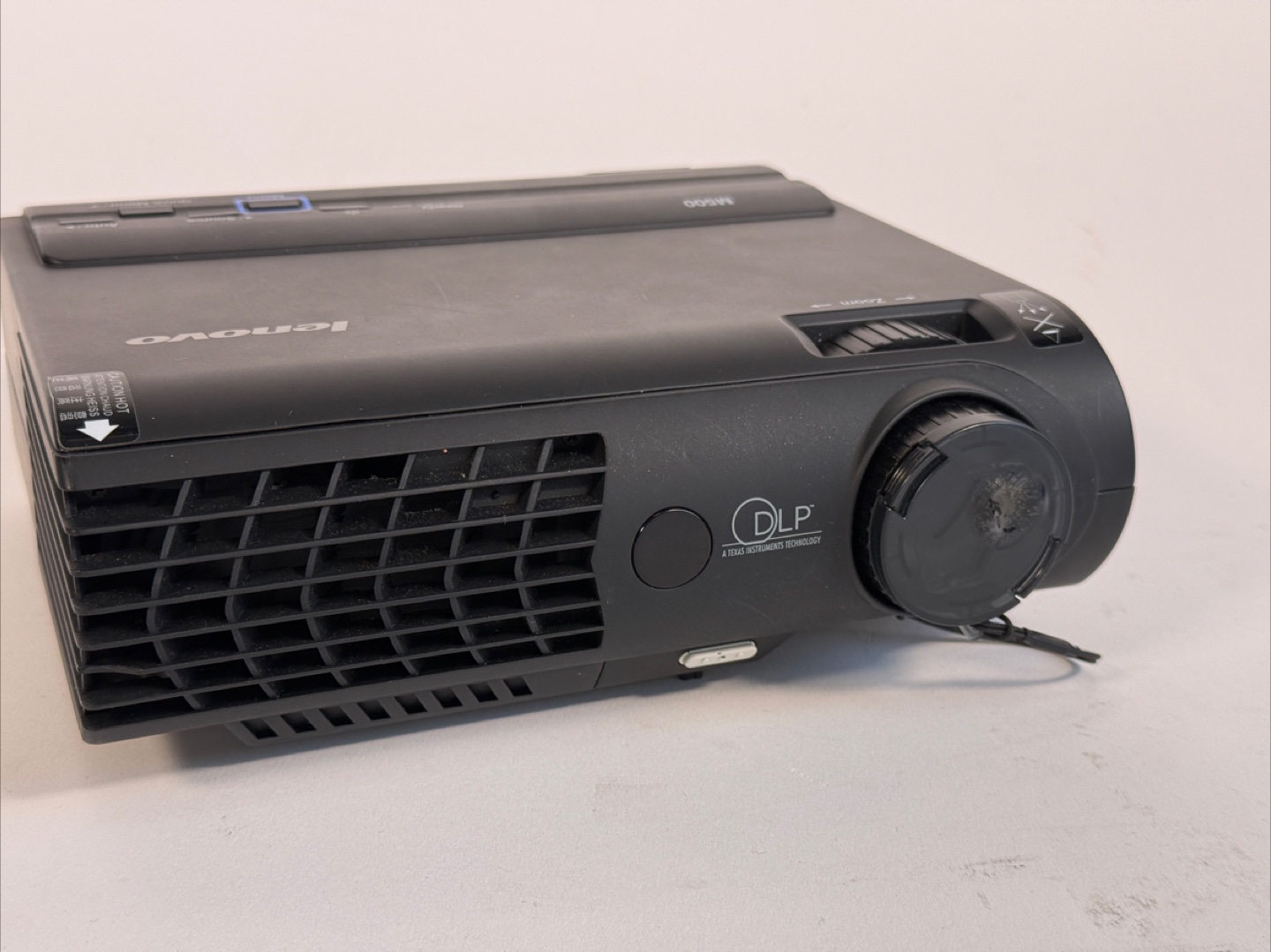 Lenovo M500 DLP Projector - photo 2