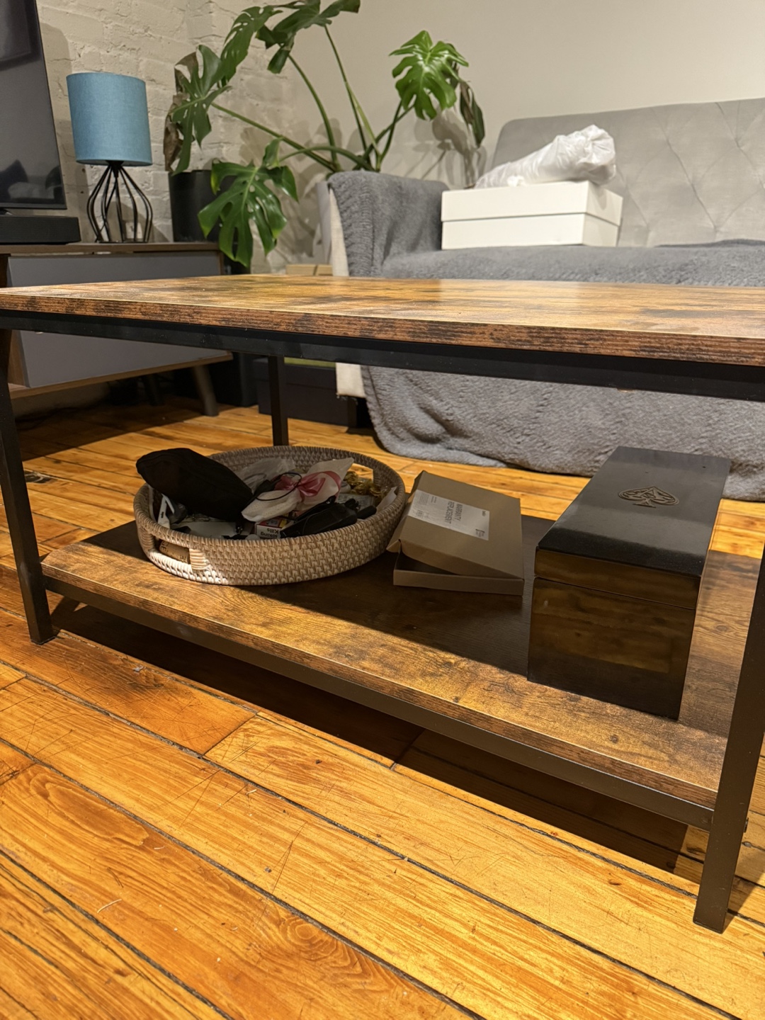 Rustic Farmhouse Coffee Table with Shelf - photo 2