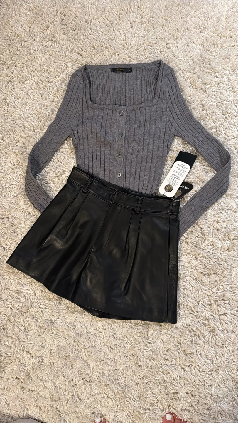 Black Leather Shorts image indicator(4)