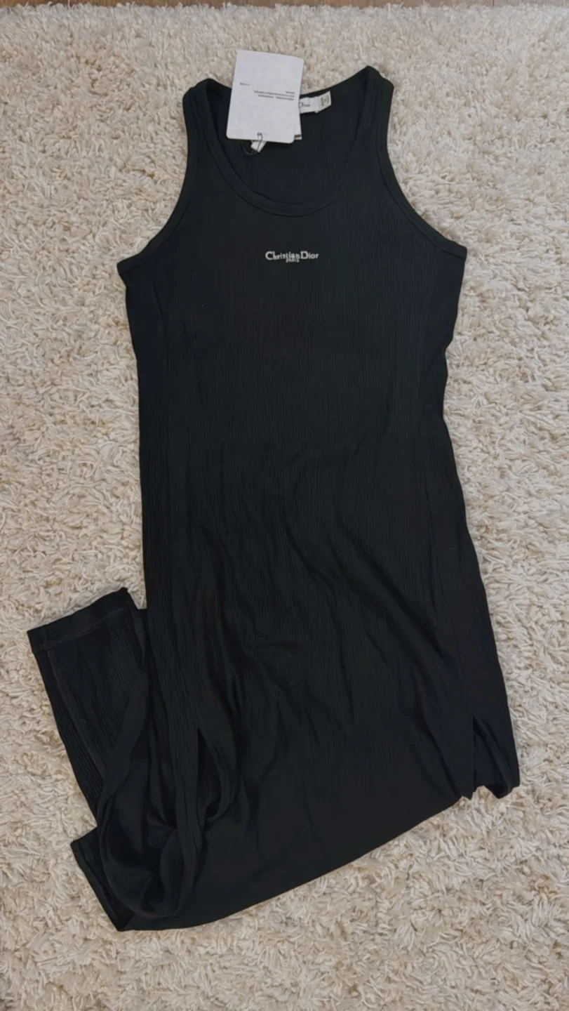 Black  Dress image indicator(2)