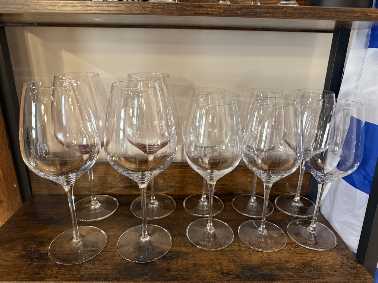 Set of 10 Wine Glasses