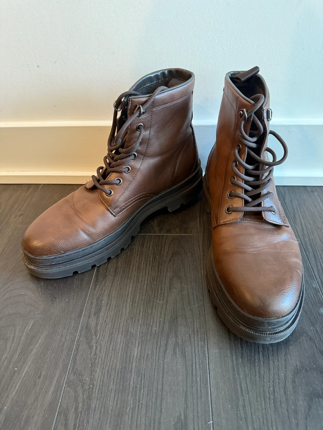 Zara Brown Leather Lace-Up Boots thumbnail