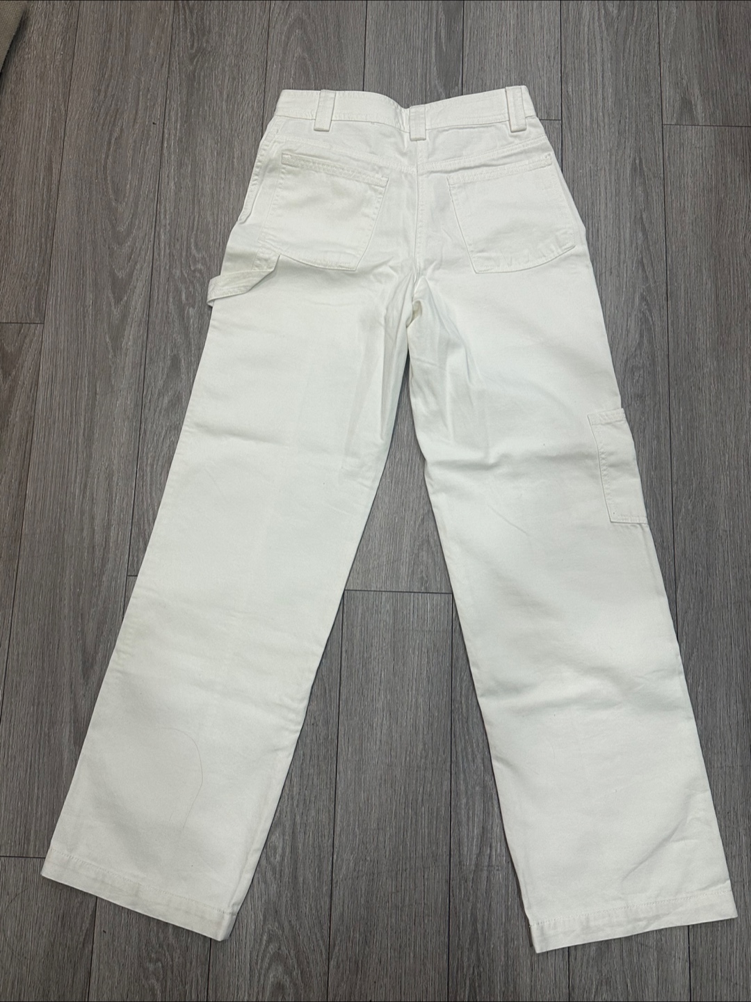 Aritzia White Cargos - photo 3