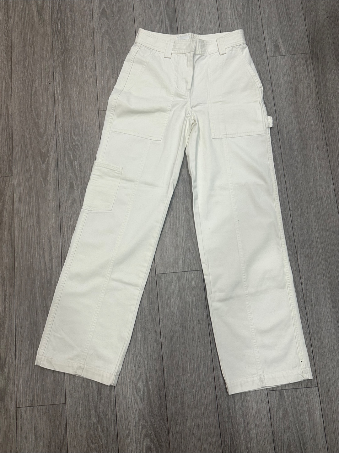 Aritzia White Cargos