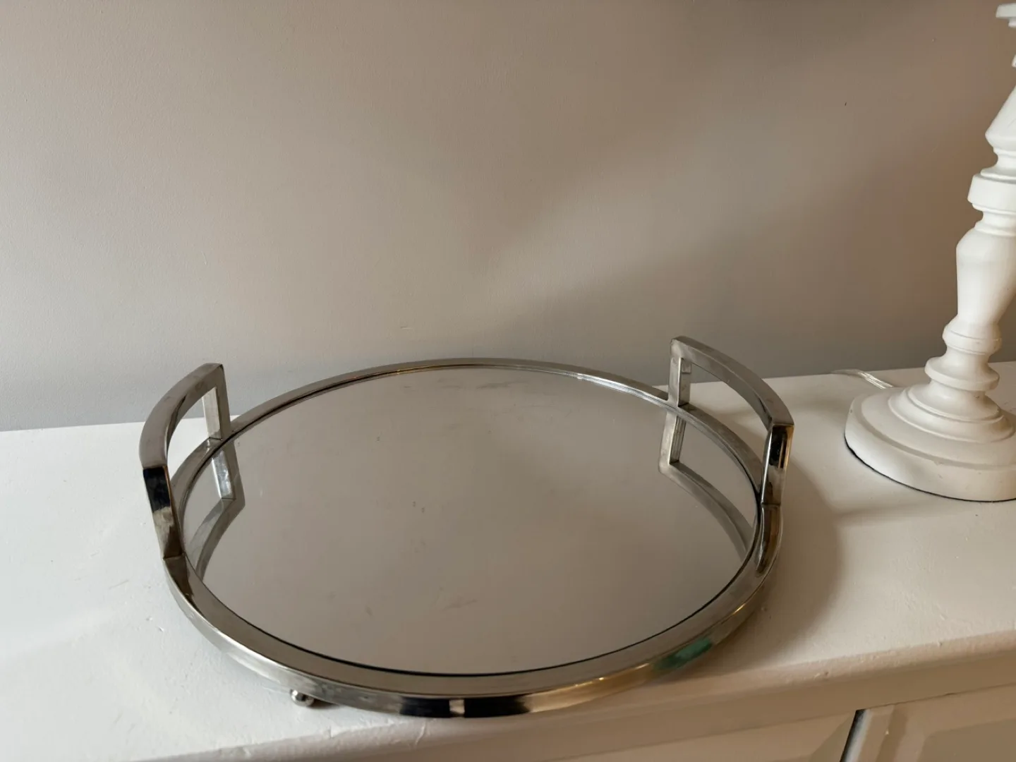 15" Round Silver Metal Mirrored Tray With Handles