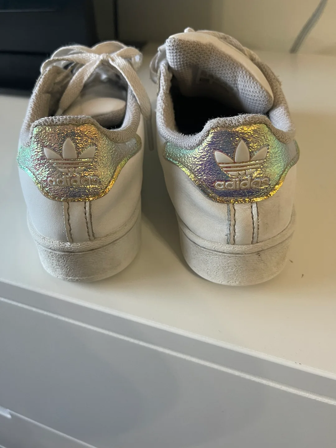 Adidas Superstar Shoes - Girls Size 13 1/2 kids image indicator(3)