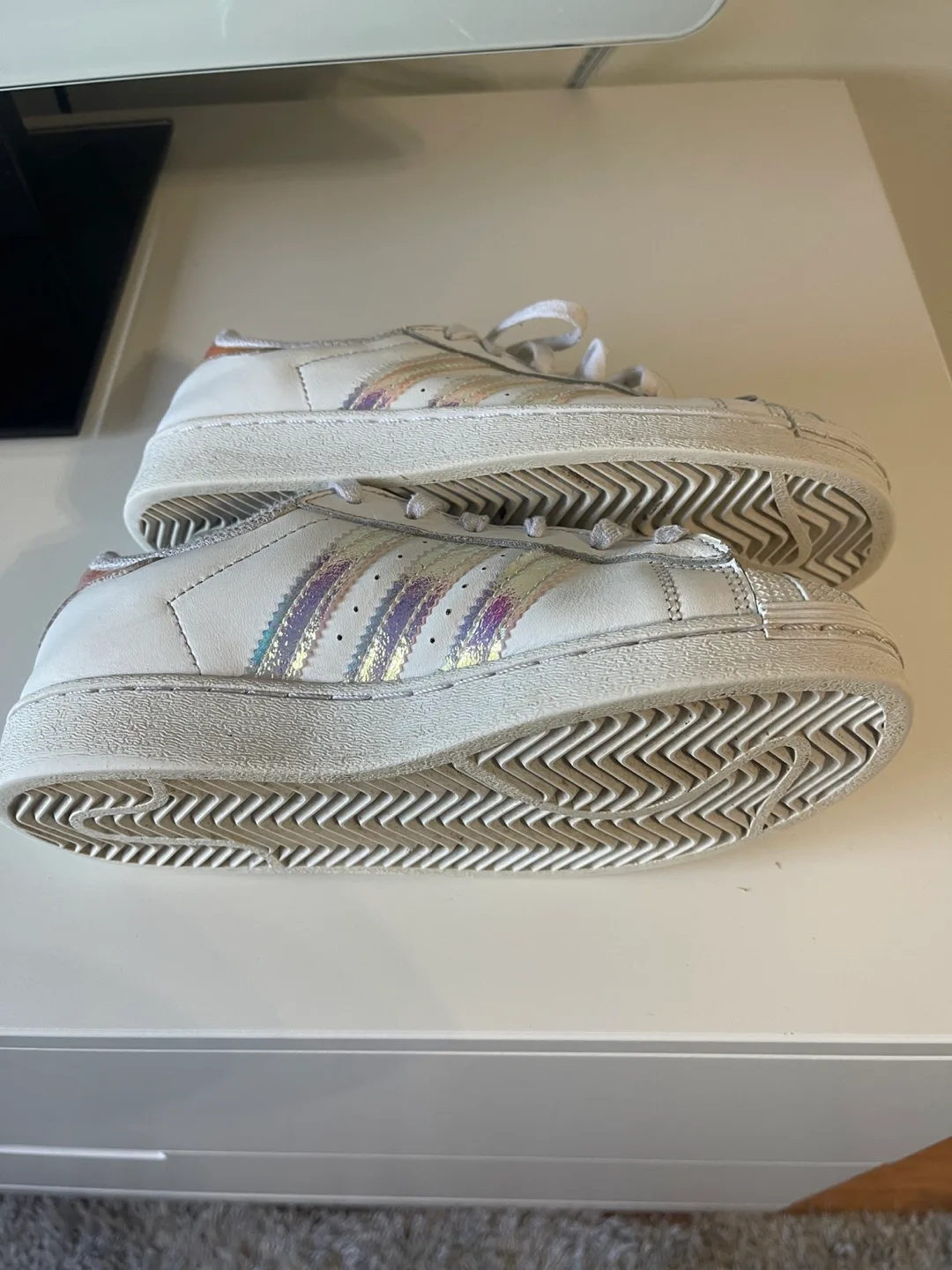 Adidas Superstar Shoes - Girls' Size 2.5 image indicator(5)