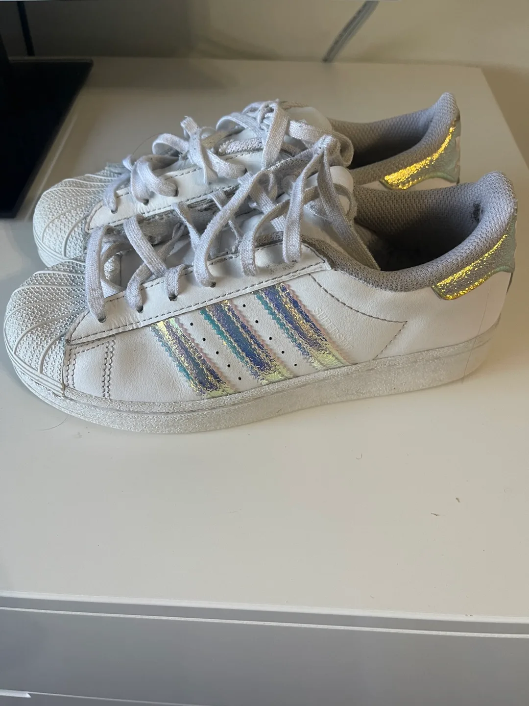 Adidas Superstar Shoes - Girls' Size 2.5 image indicator(3)