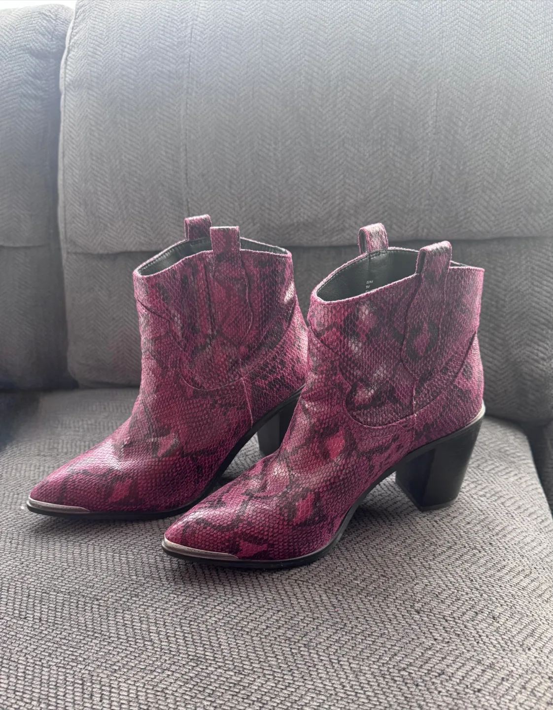Steve Madden Animal Print Boots - Embossed Design Size 9 thumbnail