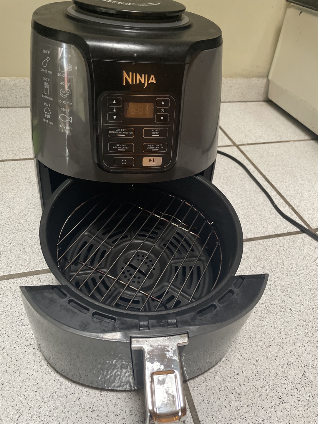 Ninja Air Fryer - photo 2