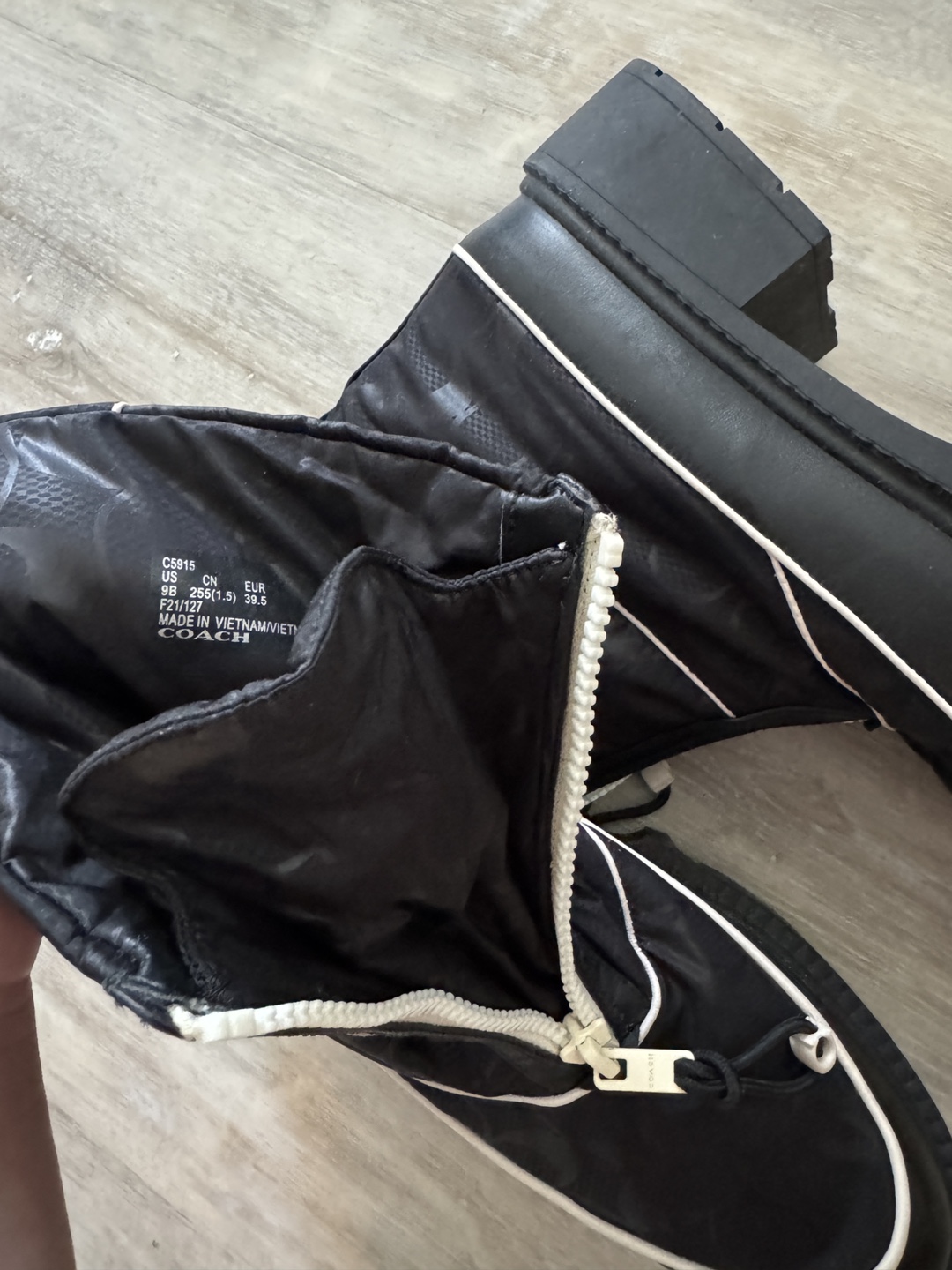 Coach Waterproof Boots - photo 3