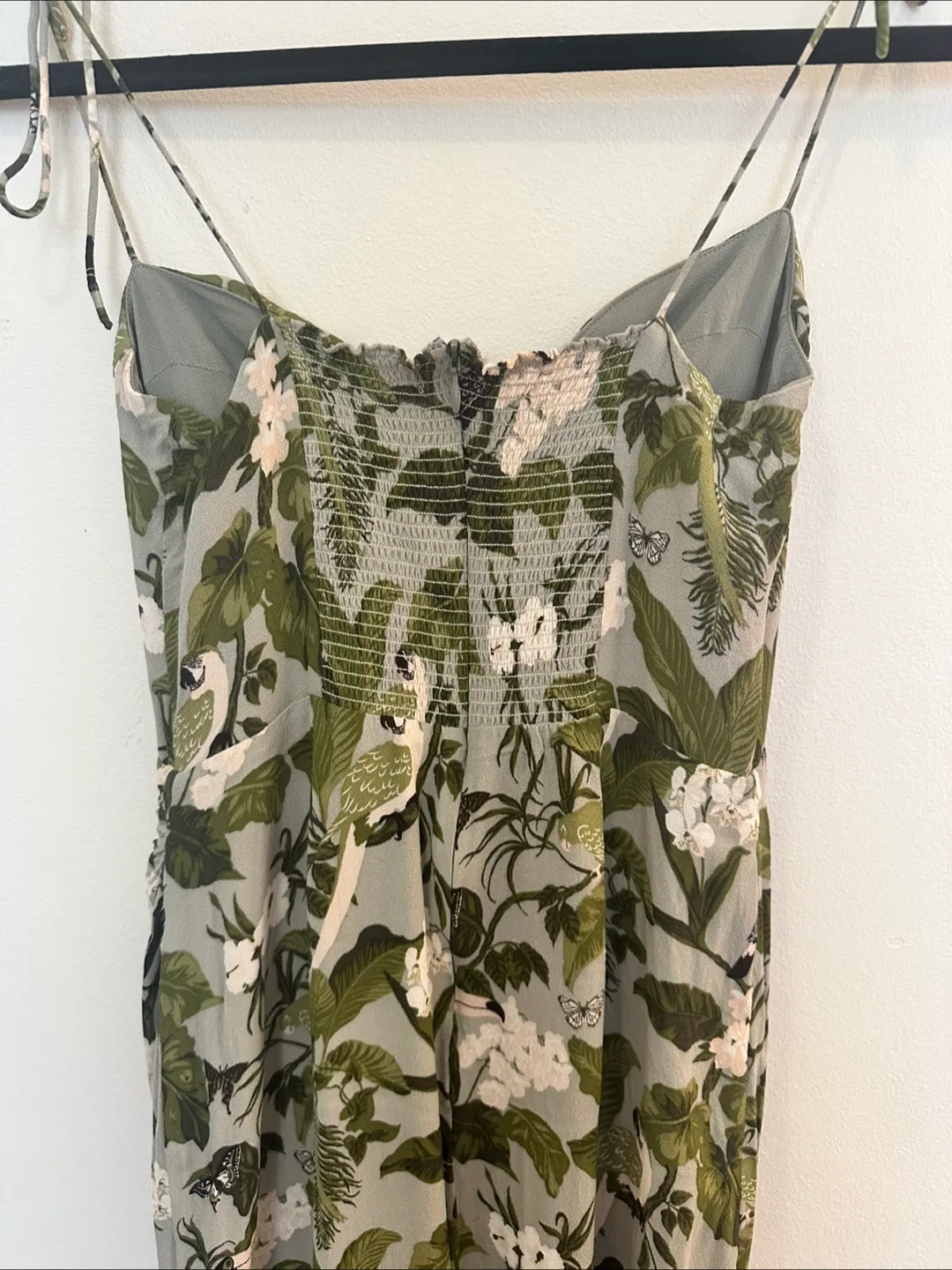 Reformation Kourtney Dress size 6 image indicator(7)