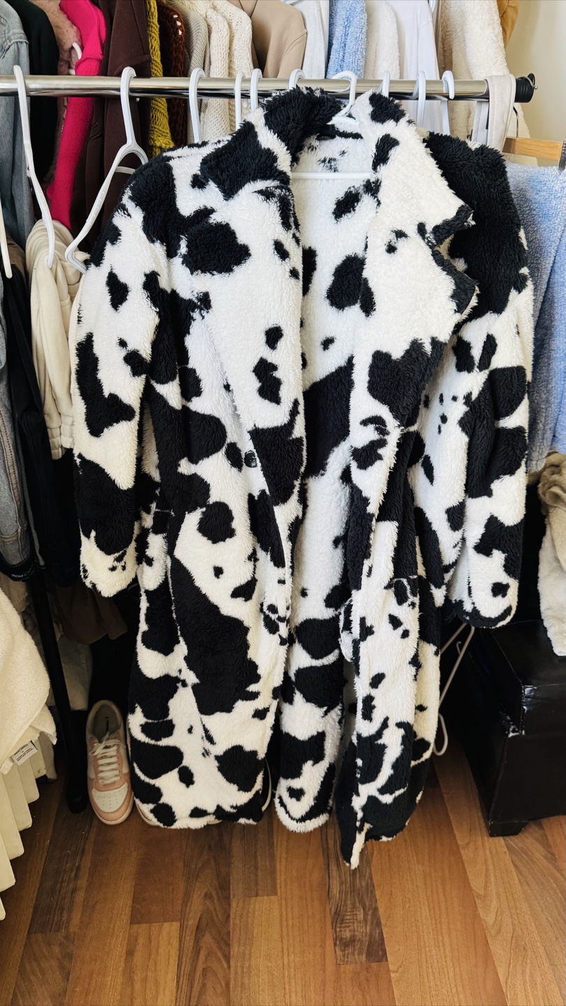 SHEIN Cow Print Teddy Coat - Size Large - photo 2