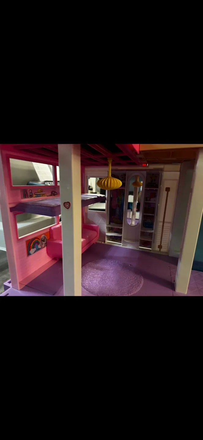 Barbie Dream House for Sale image indicator(6)