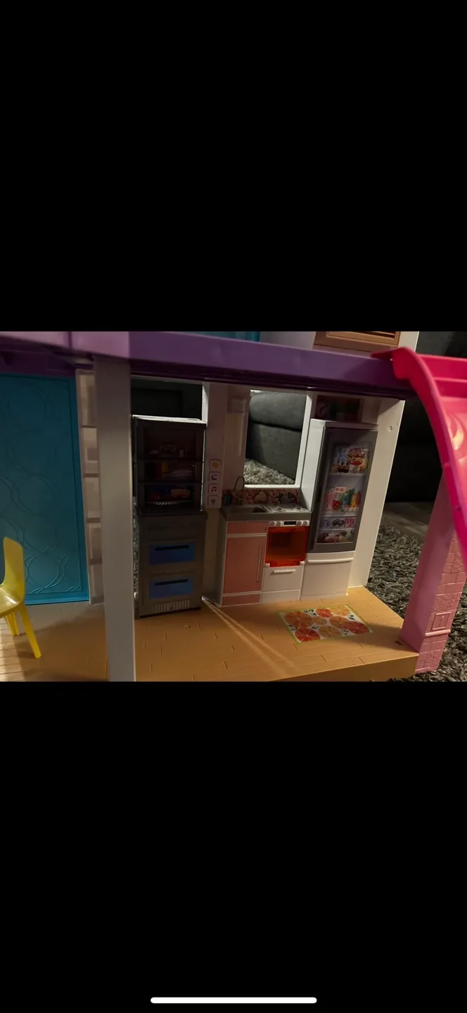 Barbie Dream House for Sale image indicator(8)