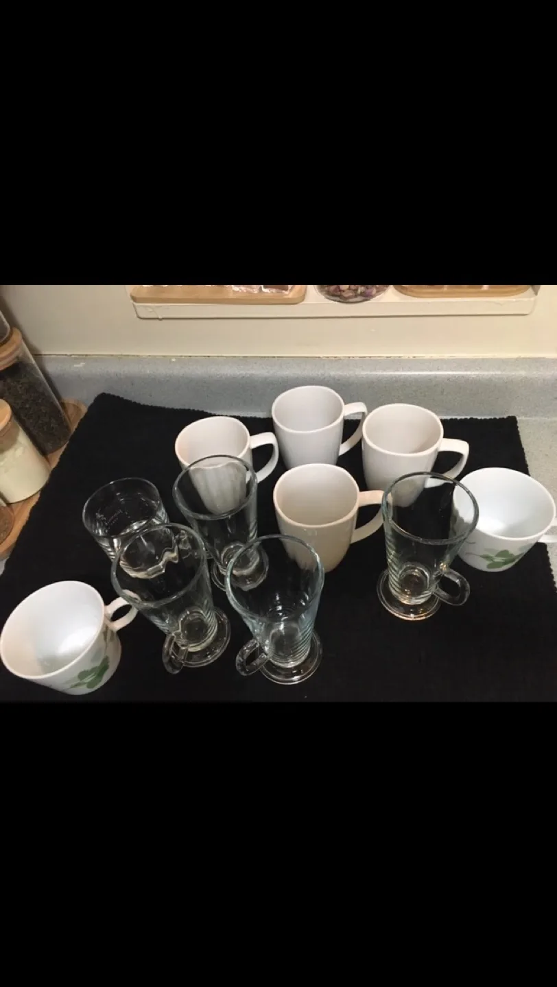 10 Mugs and Glasses -  Great for Hot Beverages thumbnail