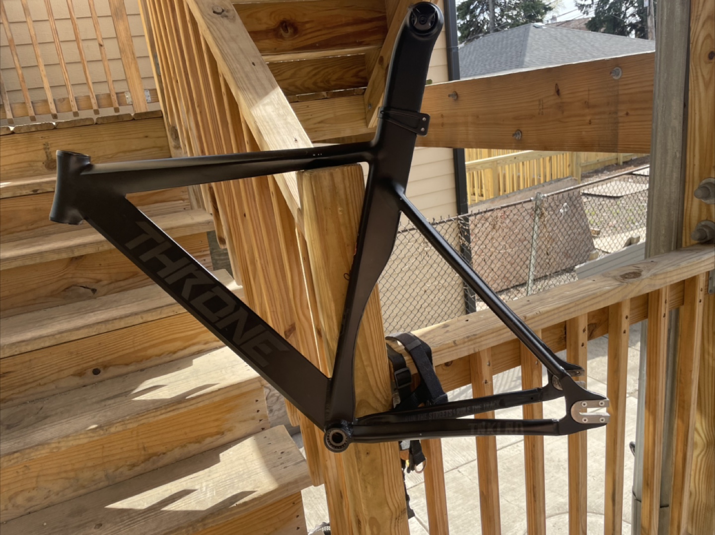 Throne Cycles Frameset - photo 2