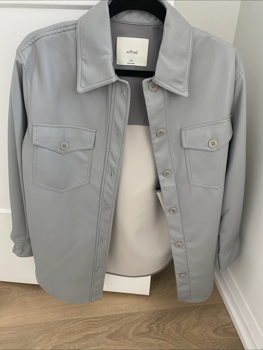 Wilfred Leather Jacket image indicator(2)