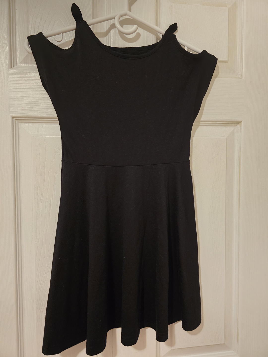 Place Girl's Black Cold Shoulder Dress Size M/M 7/8