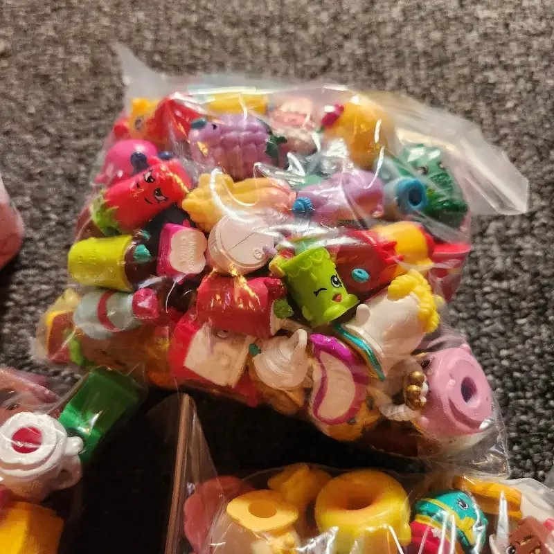 Huge Shopkins Lot! Toys and Accessories image indicator(8)