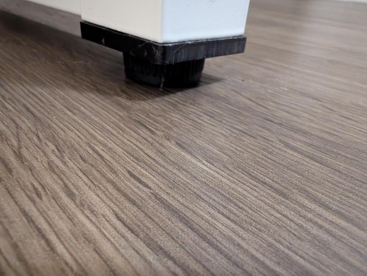 55" comercial grade desk for home or office. 140cm - photo 5