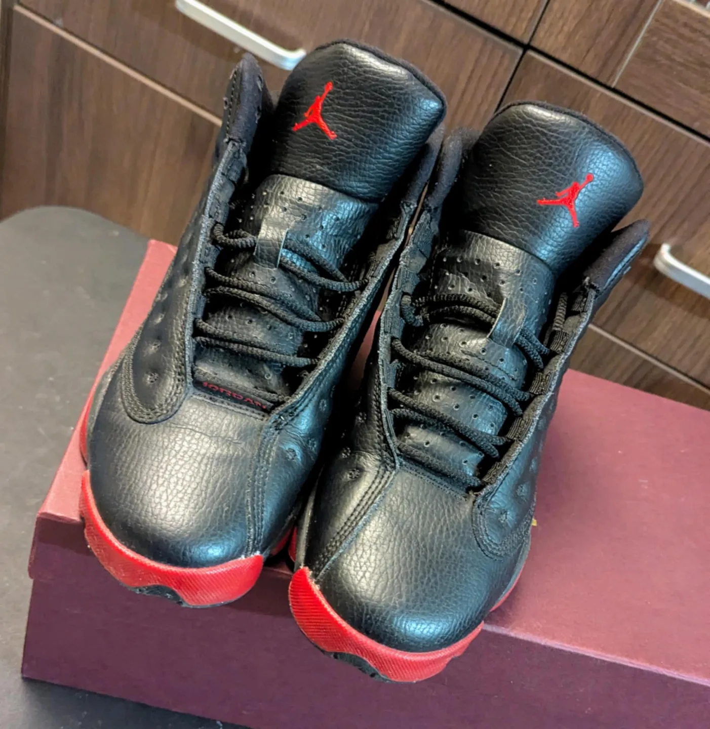 Air Jordan 13 Retro Black/Red Youth Size 5.5Y image indicator(3)