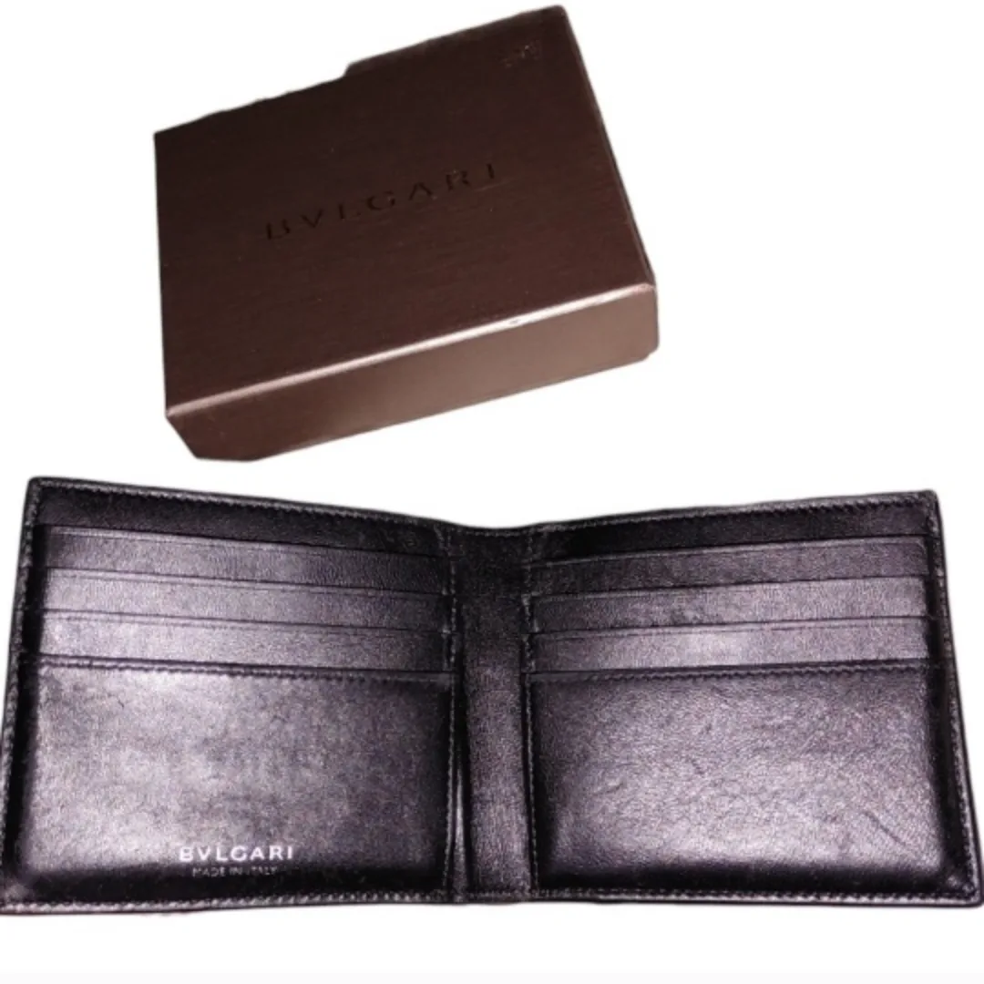 BVLGARI Black Leather Bifold Wallet image indicator(3)
