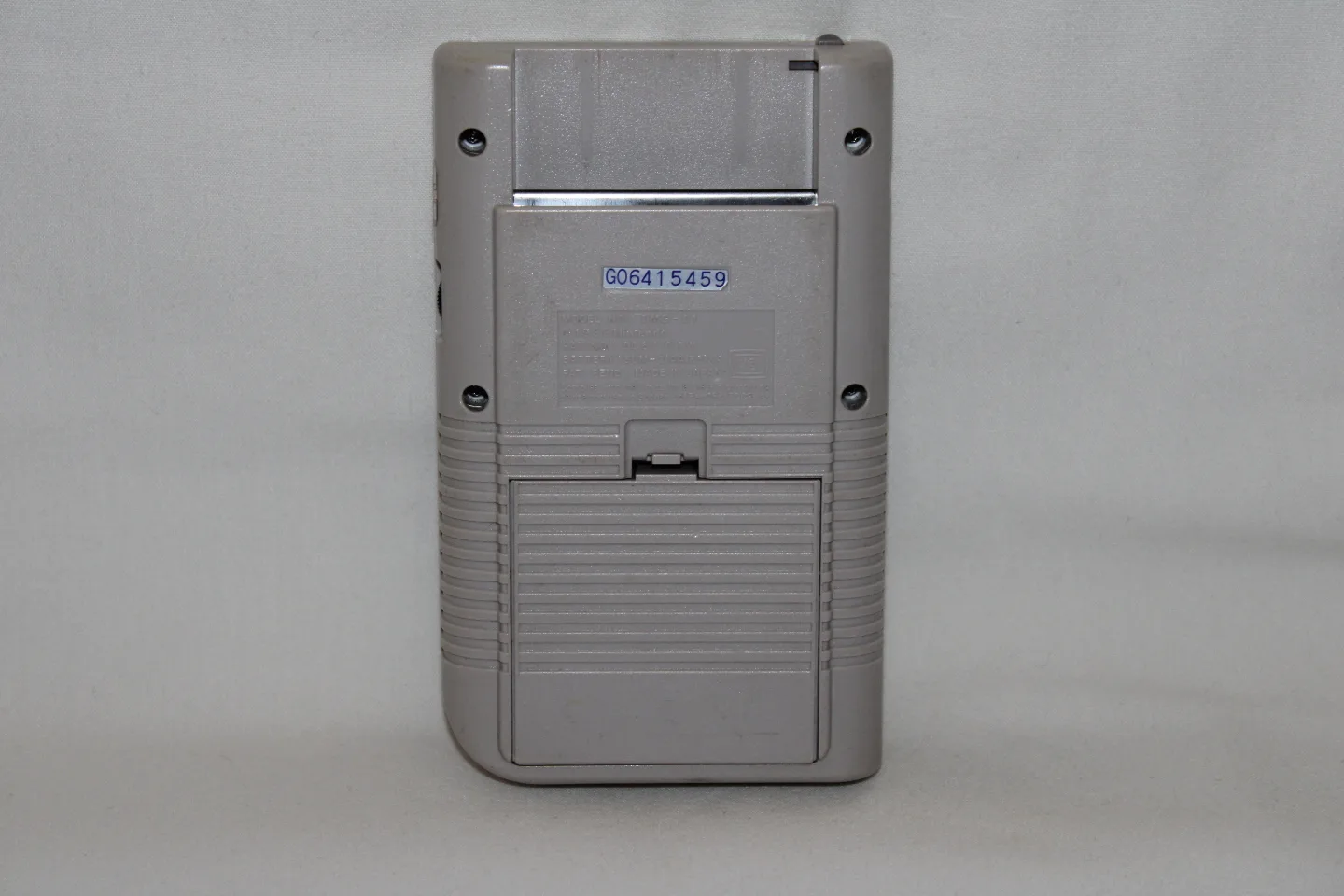 Vintage Nintendo Game Boy Light Grey Console image indicator(2)