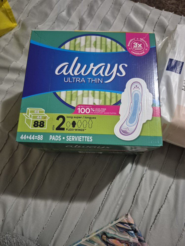 Always Ultra Thin Long Super Pads with Flexi-Wings  ... unopened