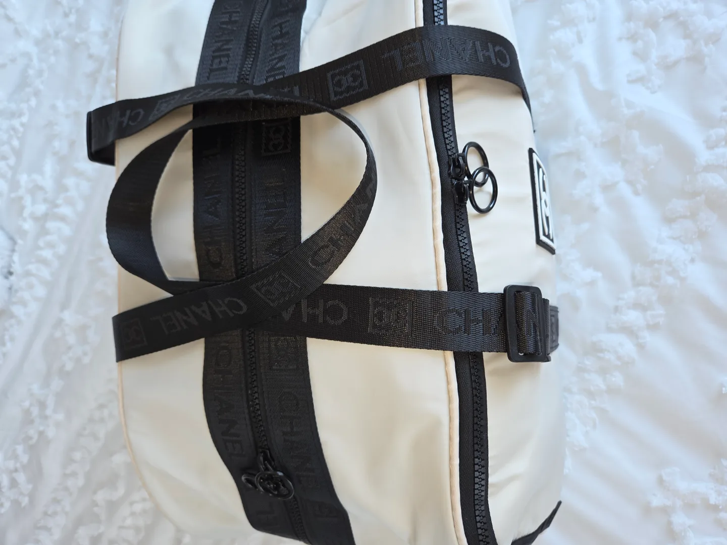 Chanel Off-White Travel Bag image indicator(3)