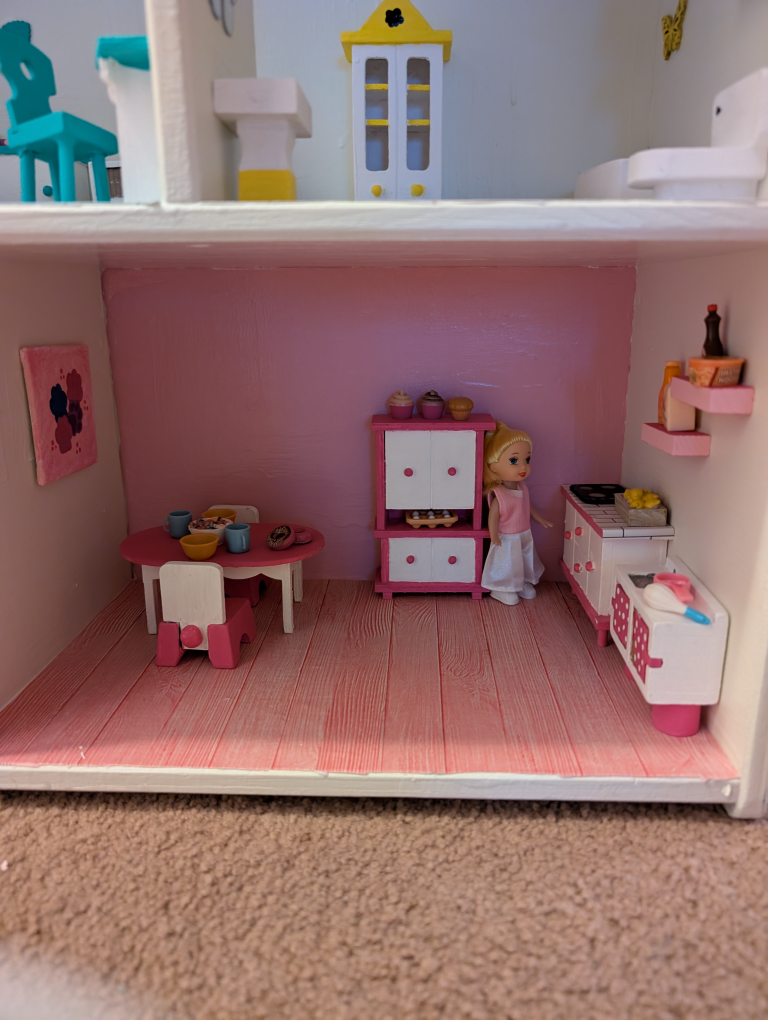 Custom Built Dollhouse with Furniture - photo 4