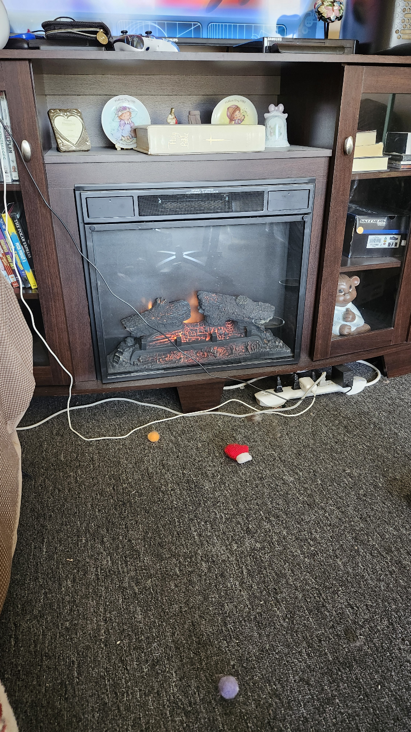 Used Living Room Furniture - photo 4