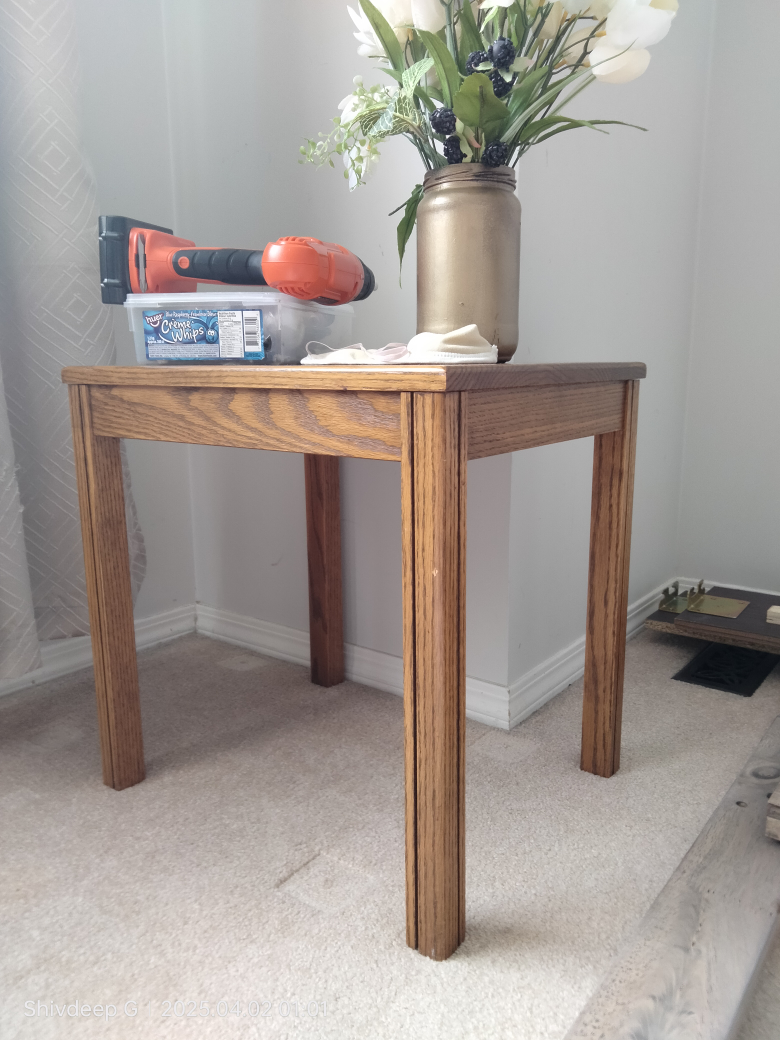 Set of Two Oak Wood End Tables - photo 3