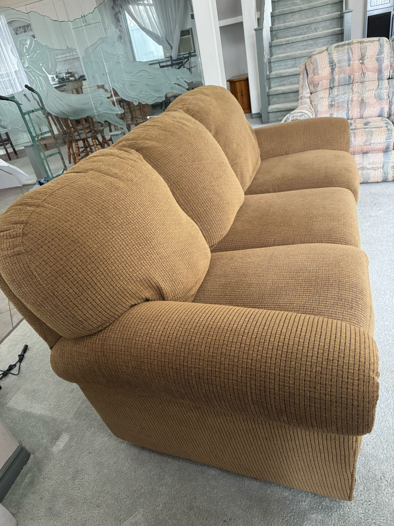 Brown Recliner Sofa ‼️Price Slashed - photo 3