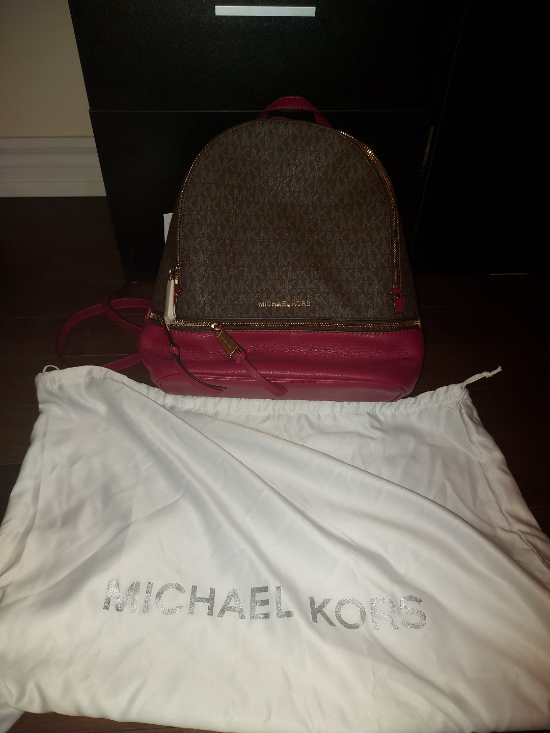 Michael Kors Rhea Zip Medium Backpack